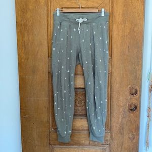 Alternative Apparel star sweatpant drawstring